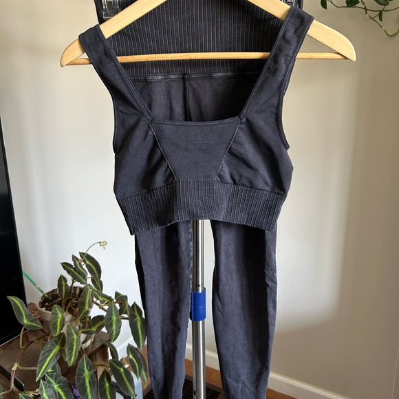 SET!! FP Movement Good Karma set in EUC - Picture 5 of 16